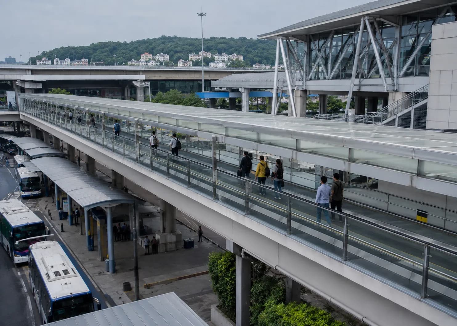 Multimodal interchange link
